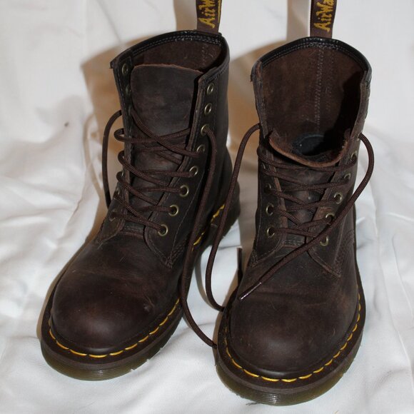 Dr. Martens Crazy Horse Unisex Lace up Leather Boots - Picture 10 of 11